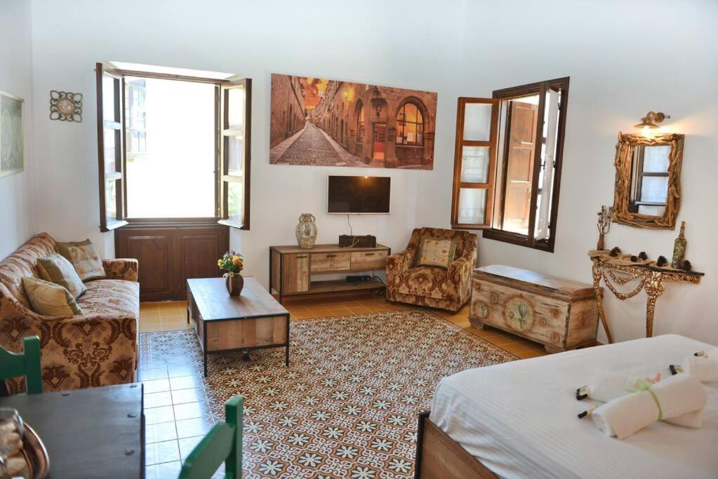 Meandros Suite In Old Town Rhodes City Exterior foto